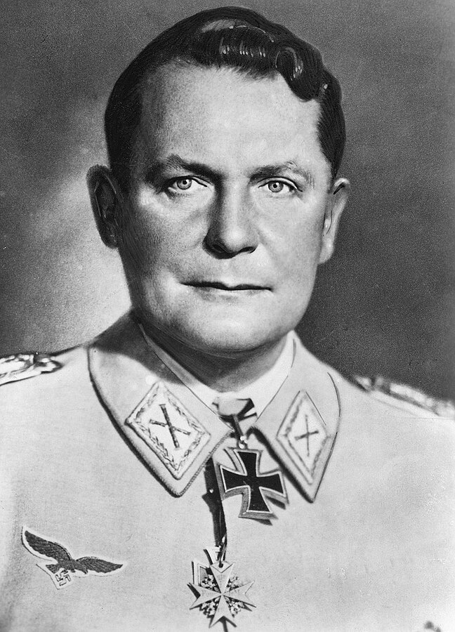 Hermann_Göring_-_Röhr