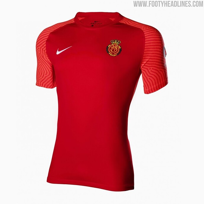 nike-mallorca-21-22-kit-4