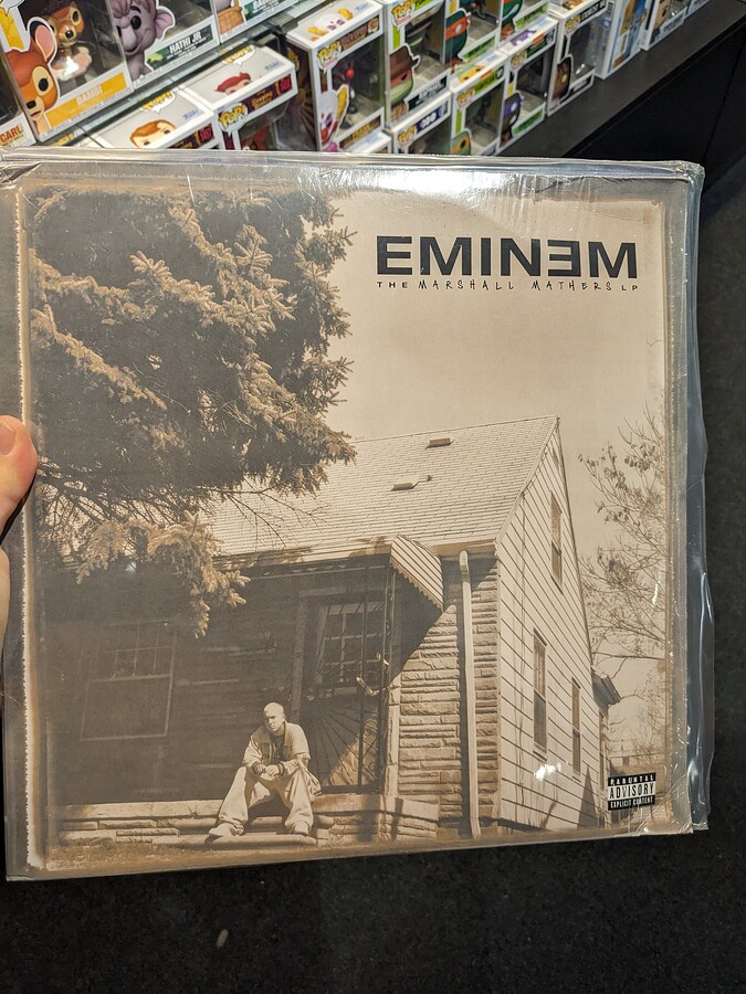 PXL_20241128_201830635