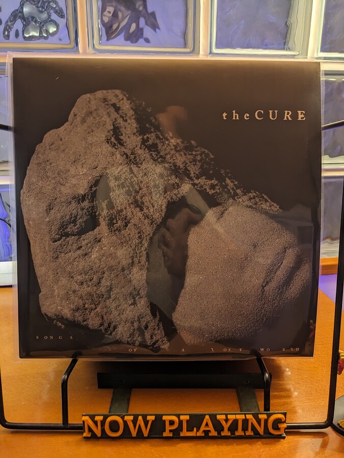 PXL_20241106_194212939