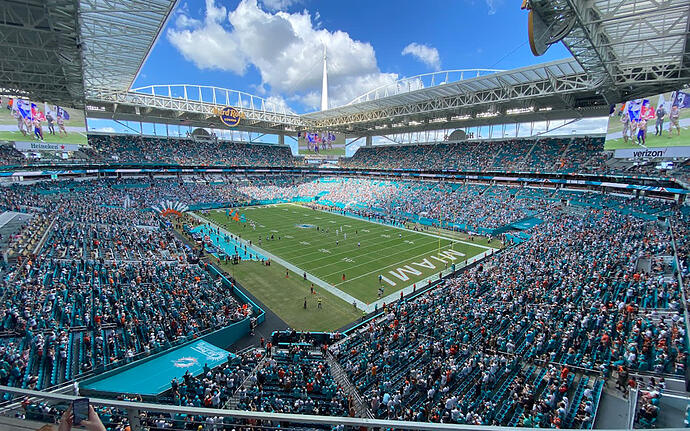 Dolphin_Raiders_Nov19_2023_Hard_Rock_Stadium_1440x900_571343FD-F4DC-51B7-A69DB59865AC37AF-57133915b150615_571351b9-9611-5b1b-721674ef80691e2d