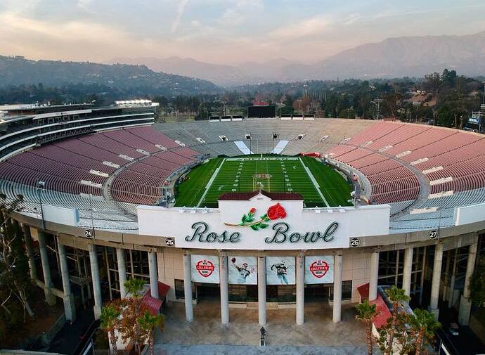BartonMalow-RoseBowlStadium-Exterior-Overall
