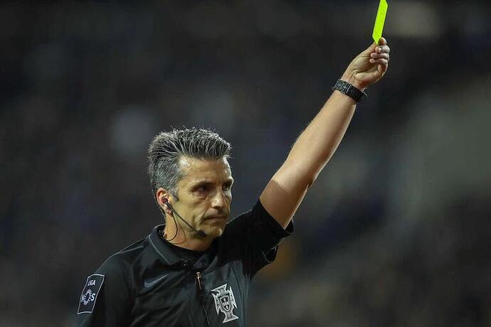 rui-costa-amarelo-1